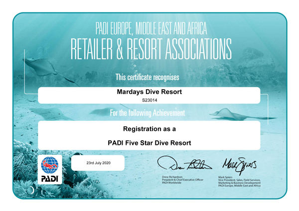 MarDaysResort's tweet photo. Hoy estamos de celebración...
YA SOMOS CENTRO #PADI 5 ⭐️⭐️⭐️⭐️⭐️!!!
👏🤩 y este invierno más sorpresas con Padi 🙈
Muchísimas gracias a todos y a nuestro maravilloso equipo! 

#padi5stardivecenter #padidivecenterjavea #padijavea #centrobuceojavea #javea #xabia #buceo #buceojavea https://t.co/MgPQyKRufU