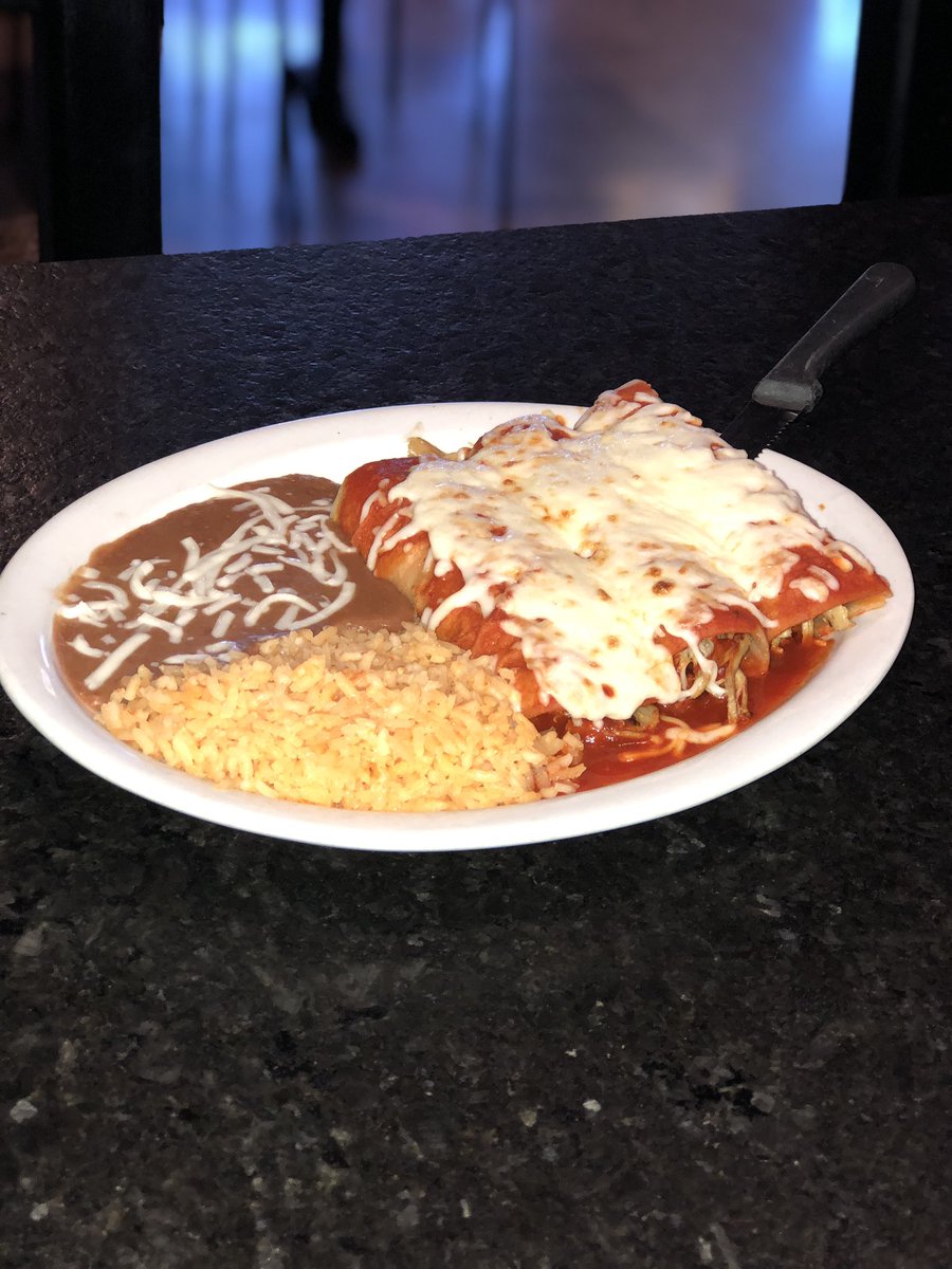 TesoroBeachRB's tweet photo. Enchiladas Rojas 🍻🍴 https://t.co/nKlm3bH3KJ