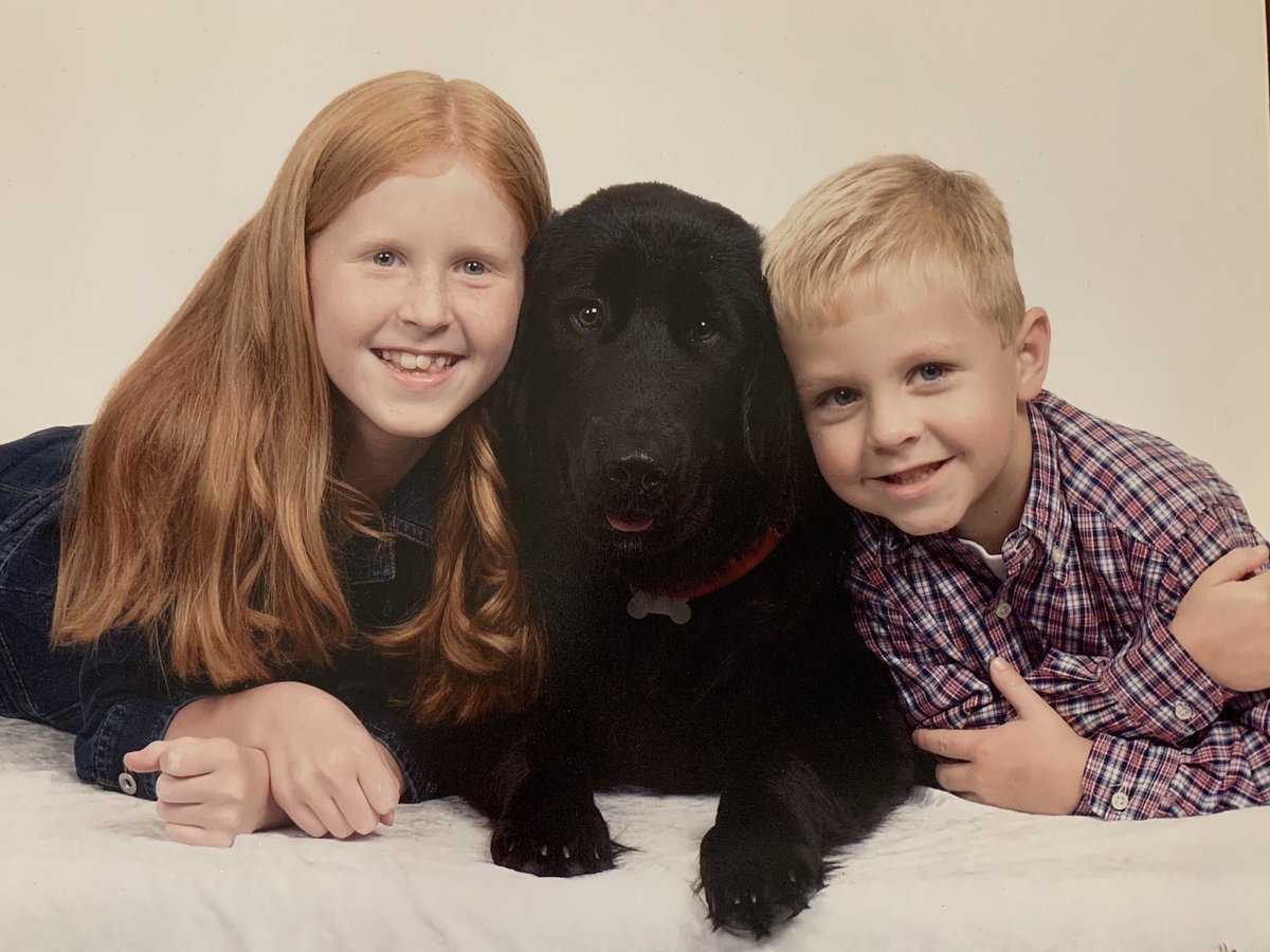 dell_adkins's tweet photo. Don’t have the words💔Can’t thank you 🙏 enough for the past 1️⃣5️⃣ years👊and all the help and support you provided in raising 2 pretty good kids #RIPGunner #Bestdogever #Foreverfamily https://t.co/vJyF0uhVvB