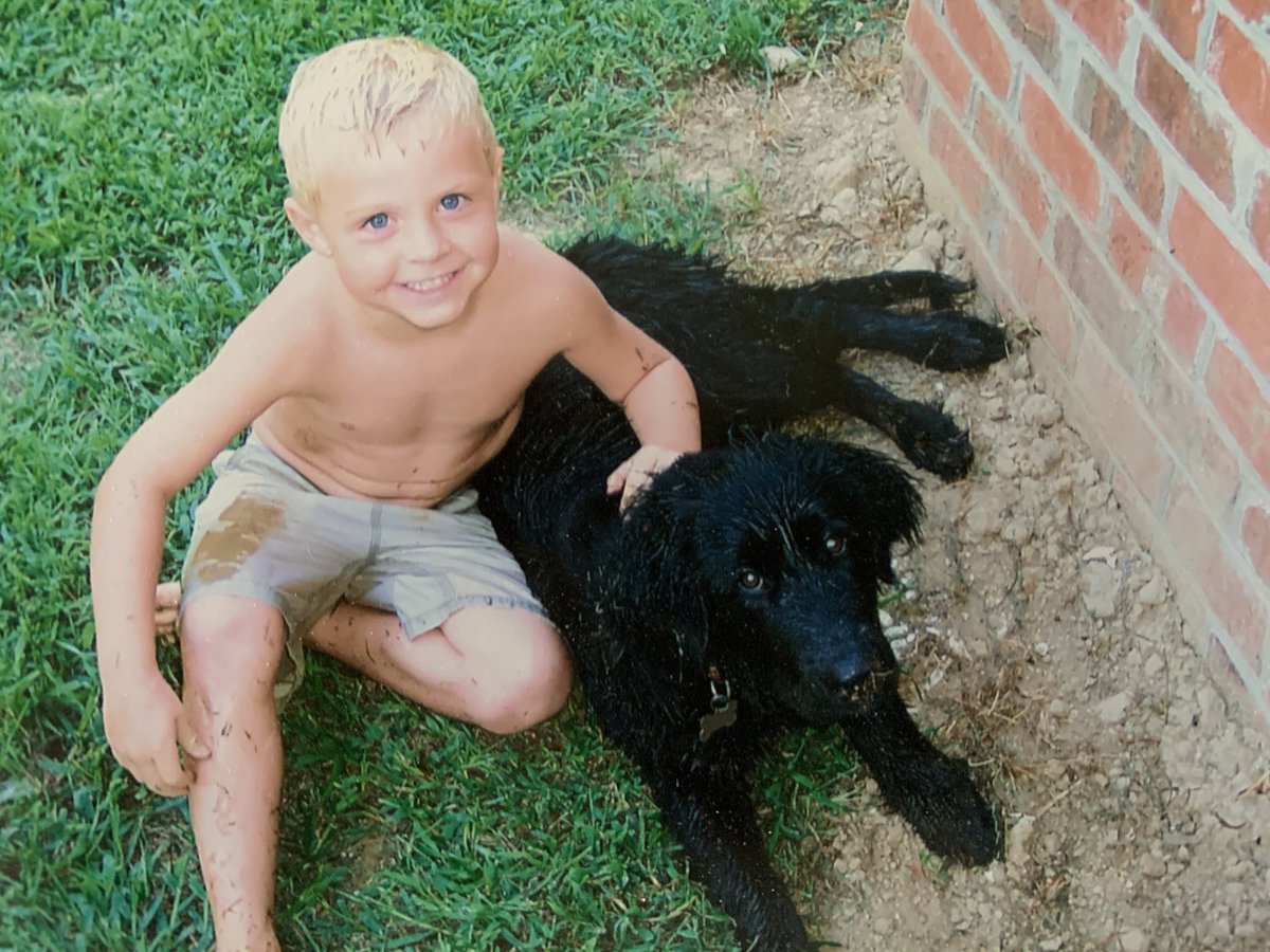 dell_adkins's tweet photo. Don’t have the words💔Can’t thank you 🙏 enough for the past 1️⃣5️⃣ years👊and all the help and support you provided in raising 2 pretty good kids #RIPGunner #Bestdogever #Foreverfamily https://t.co/vJyF0uhVvB