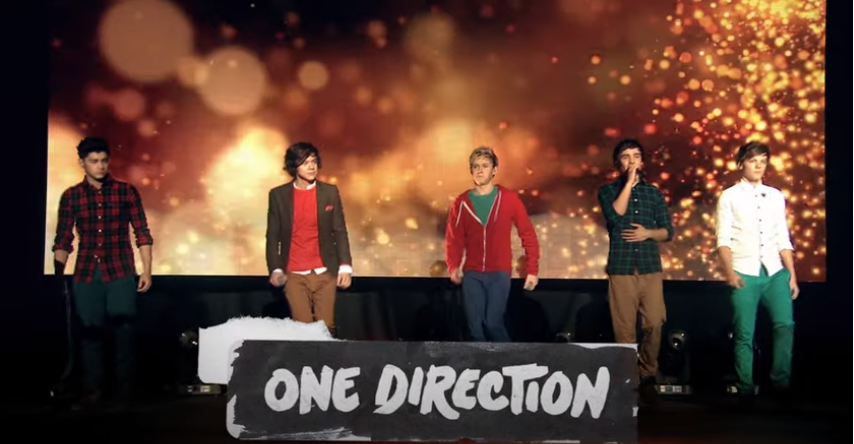 ITMNewsOk's tweet photo. 📽️| ¡@OneDirection celebra este #23dejulio sus #10yearsod1D y para honrar esta década junto a sus fans, lanzaron este video exclusivo que repasa toda su carrera como banda! 😭💓¡Nosotros no estamos llorando, vos estas llorando! ➡️https://t.co/xjtvfnqqmI https://t.co/9BaKC5qas2