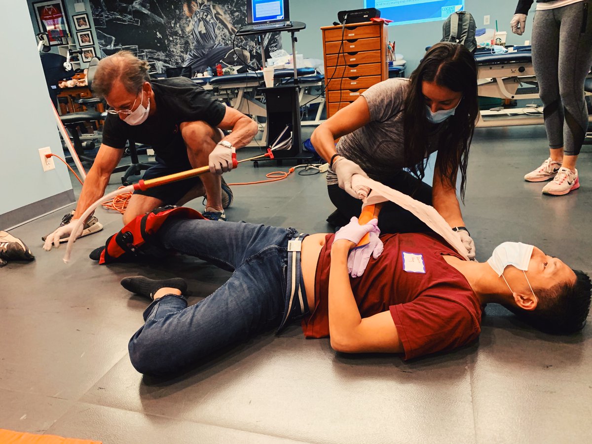 CogentStepsLLC's tweet photo. #TBT! Check out these photos from our ERA/CPR course in NYC this past June!
Thanks to @STARPTNYC for hosting us!
Click the link in our bio to register for upcoming ERA courses in Virginia Beach, New York, and Tucson!
#cogentsteps #sportsmedicine https://t.co/Io8k2Bu6M0