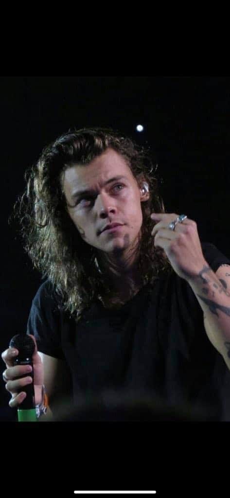 BaddassQueenn's tweet photo. Bago si @DJLOONYO2 Ito muna yung una kong naging crush😍 @Harry_Styles
#happy10yearsofonedirection
#DIRECTIONERSBREAKTHEINTERNET https://t.co/tLAH8YblWF