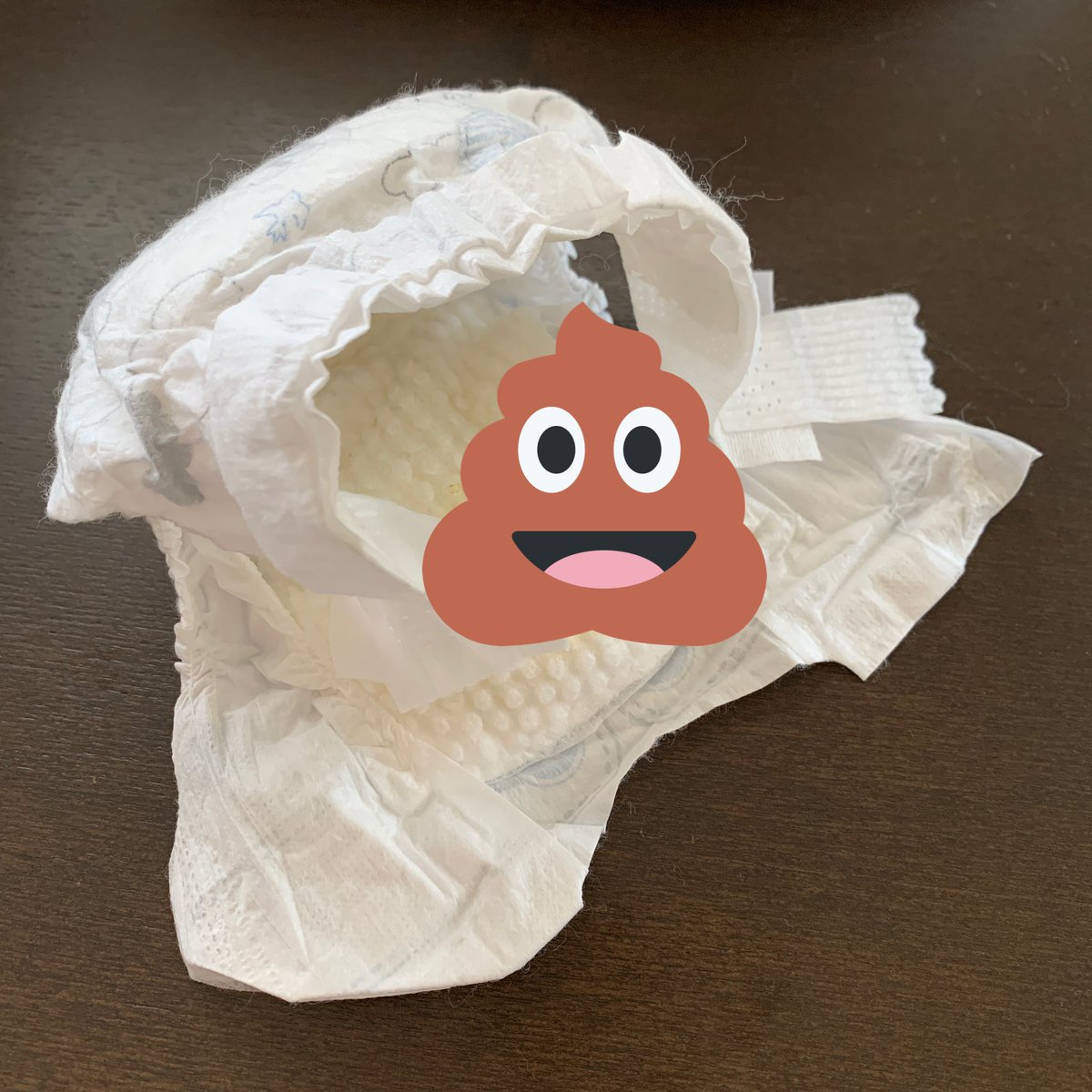 Pampers perform this job without issue, but Huggies like to fold in on themselves, making it hard-to-impossible to place wipes in the “open” diaper. The overachiever velcro tabs don’t make this any easier.. pictured is a moderate example of this behavior.