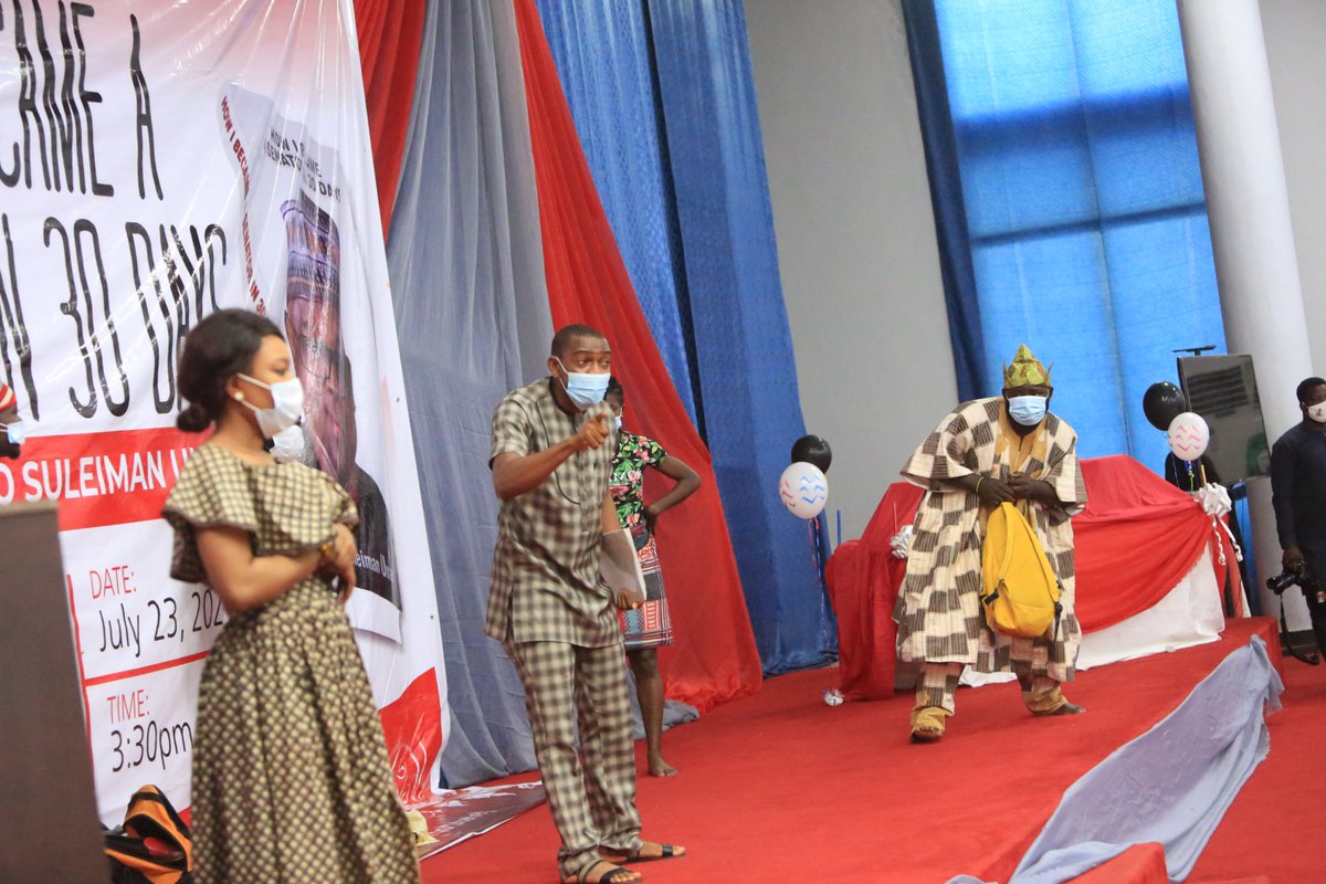 Sen_SadiqUmar's tweet photo. There was also a Play which was about how we all need to #TakeResponsibility and also How the Book #HowIBecameASenatorIn30Days was written.

@SenSmartAdeyemi https://t.co/iC92ccqeIZ