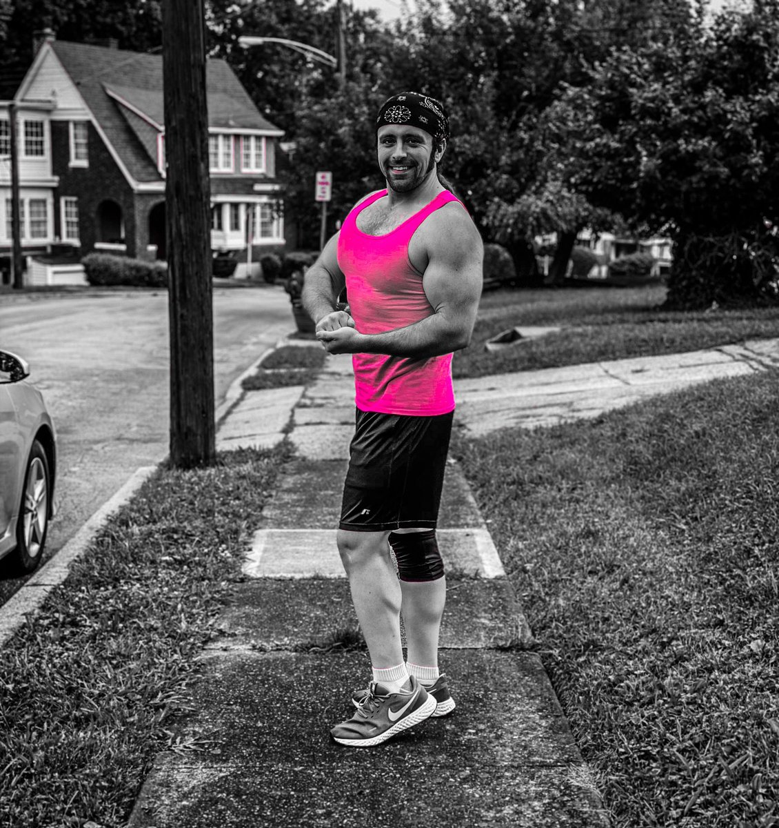 evil_n8tehewitt's tweet photo. Destroyed chest &amp; triceps today in the pink &amp; black attack, Bret Hart style! 

Thanks for the photo @black_dahlia47 

#lift #workout #pose #chestday #pinkandblackattack #brethart #motivation https://t.co/1SA23p3sI8