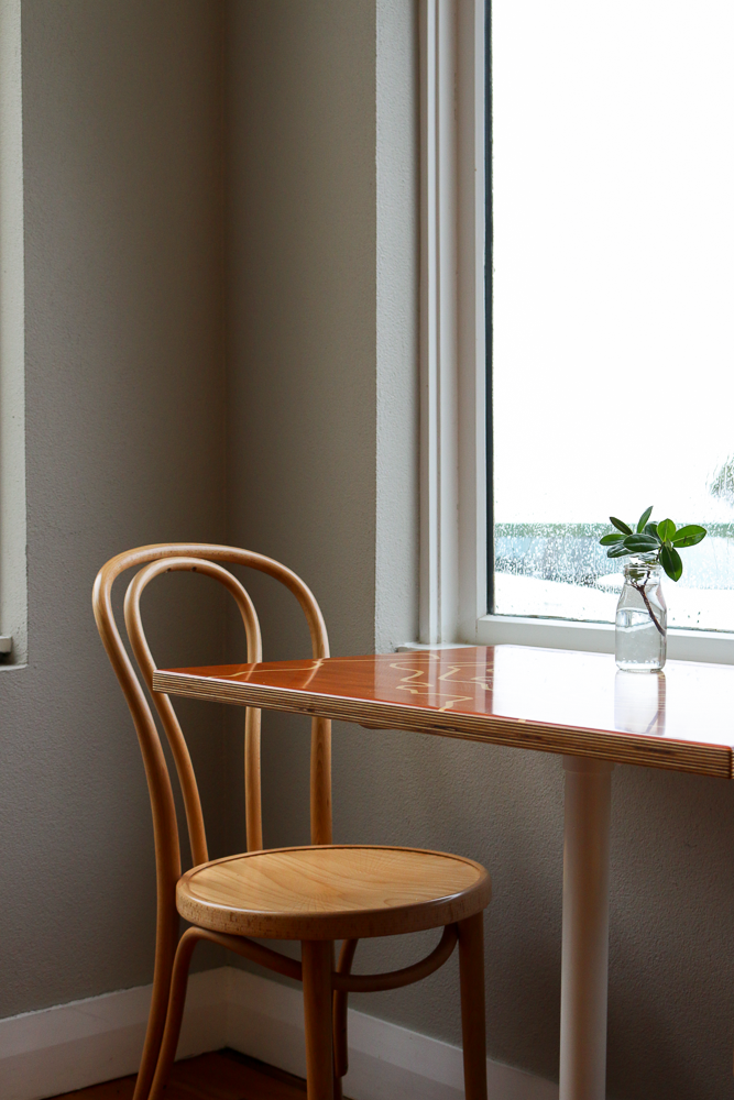 At Whau cafe, you can view an interactive model to see the eruption that created the maunga and the pā that stood on it. You can take a tour to the kūmara pits or simply look our over the city while eating fry bread.

We checked it out:
dish.co.nz/restaurant-rev…