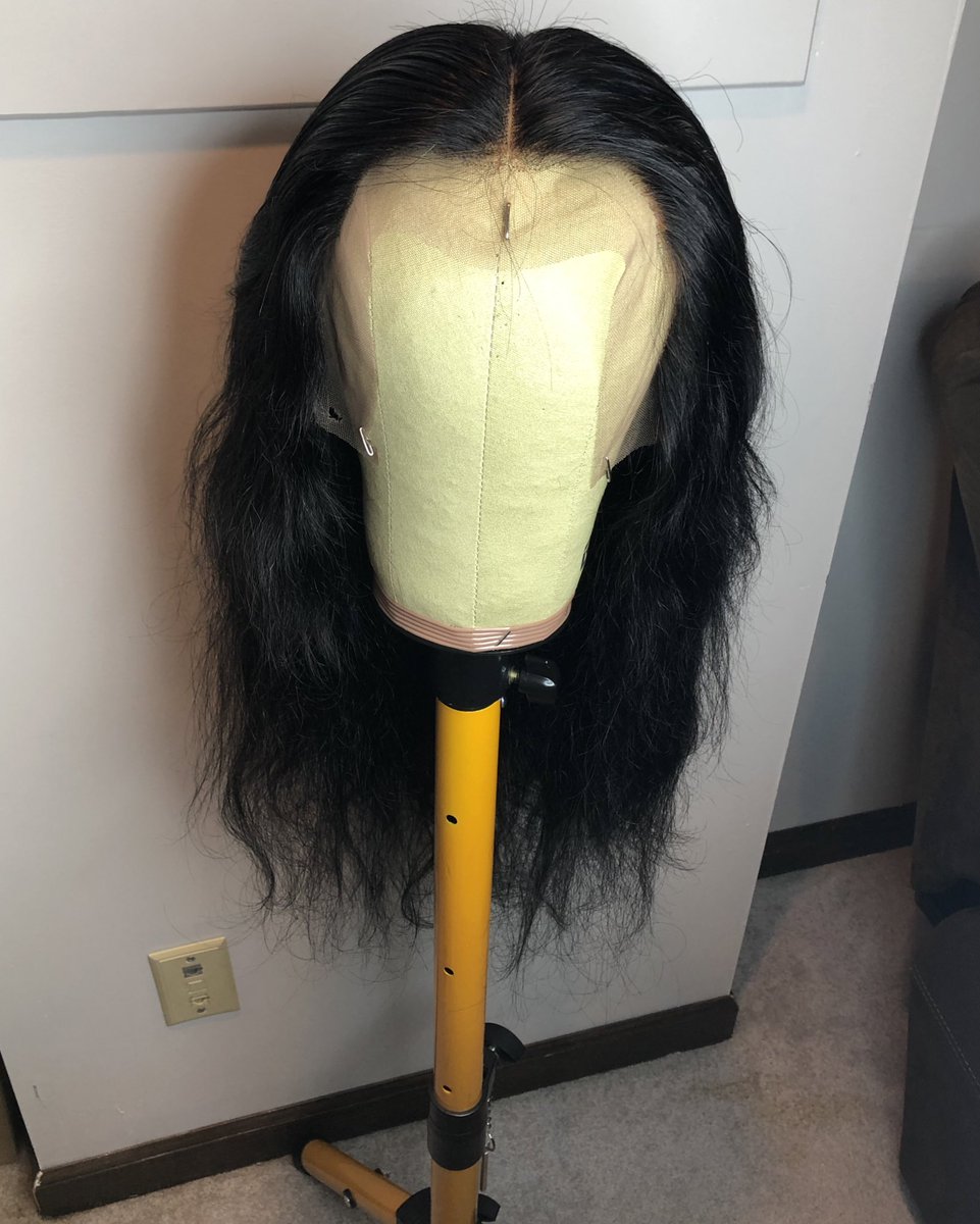 therealjcierra's tweet image. Tap Tap Tap in 🤍. Did my first wig. Excited to do something I love. Follow my Instagram @lacedbyjaeluv 🤍 hmu 📲

Hair: Meetu Hair from AliExpress 
Length: 14 +16 + 18 + 12 frontal 
Type: Body wave 🌊 

#firstwig
#frontalwig 
#bodywave
#lacefrontwig
#aliexpress 
#meetuhair