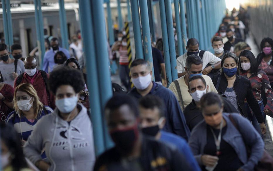le_Parisien's tweet photo. 🔴 Plus de 1000 cas de #Covid_19 et dix clusters recensés en France en 24 heures : la hausse du nombre de cas quotidiens «s'intensifie» depuis 3 semaines
➡ Les autorités s’inquiètent notamment des foyers provoqués par les rassemblements familiaux >
https://t.co/lW5B14F7yo https://t.co/LjZnGlMBcd
