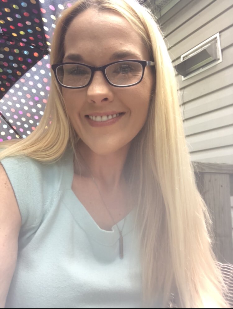 kimberly__29's tweet image. #ExpressYourRules #4ExpressPoints