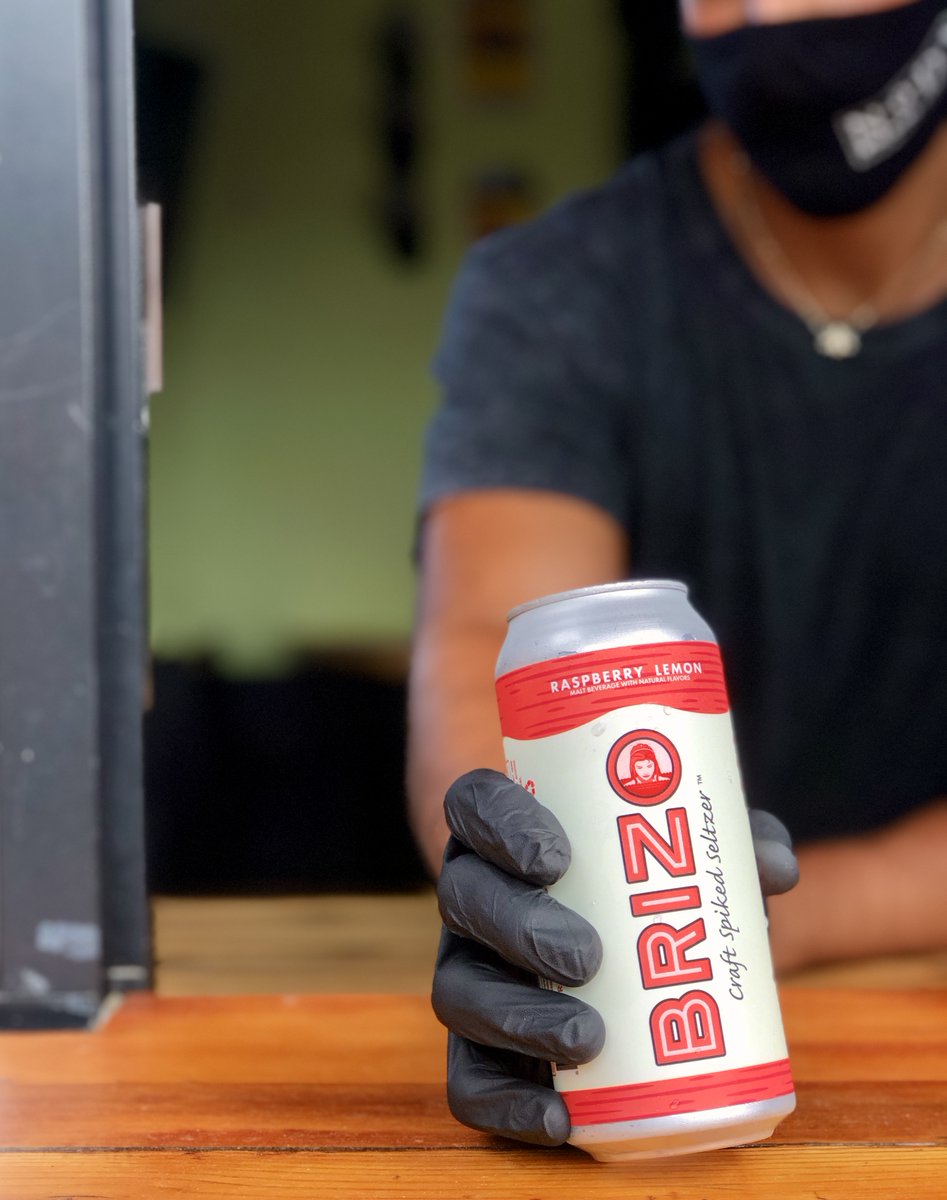 brizoseltzer's tweet photo. Beat the summer heat with a refreshing Brizo! βοΈ
.β£
.β£
.β£
#brewedbynoda #cltzer #brizoseltzer https://t.co/7CxN1SAPMS