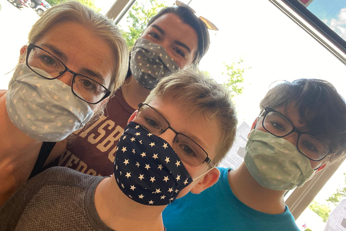 thislittlehobo's tweet photo. From 12am we must wear a #facemask to enter a shop in #England. Some will have dispensation - sorry to break it to you but having #mistyglasses didn't make the list! Beat the #fog and avoid getting #Steamy lenses! @Specsavers @VisionExpress @eyetechoptom https://t.co/m87jjalTs9 https://t.co/m77EzeMBxv