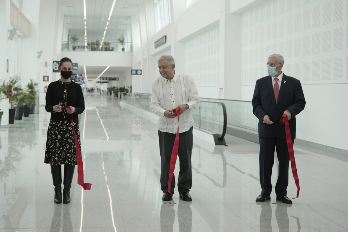 lopezobrador_'s tweet photo. Inauguración de la extensión de la terminal 2 del Aeropuerto Internacional de la Ciudad de México
https://t.co/8LZHsESCv0 https://t.co/QsniCDbOTt