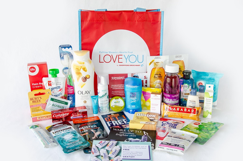 RunningRoomLdn's tweet photo. The sample @RunForWomen swag bag is here!
100% of the registration goes to the local charity at each location and all participants will receive a RFW Technical T-shirt, Finisher’s Bracelet and swag bag worth over $100. https://t.co/HGdjsMrFjy
#RunLondonRR #RunWithRR #LdnOnt https://t.co/VqO99pyVjN