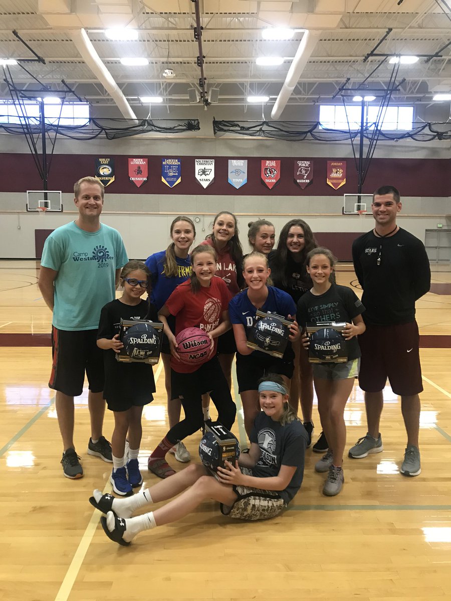 SWCHS_GBB's tweet photo. All these basketball players went ONE DIRECTION for an awesome camp! 🏀😁🎶Hannah Friend won 1 on 1s with 20 points, Josie won 1 on 1s older division with 24, Lydia won rebounds with 41, Chloe won hot shots with 74 points, and Abby won the reputable Ball of Champions! 🏀🏆🥇 https://t.co/gZFqiFUckw