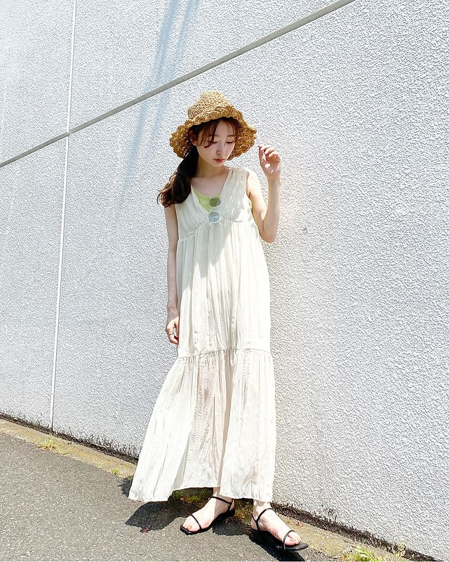 Mery 映画のワンシーンのような着こなしは 胸キュンストローハット で あわせて身に纏いたいワンピースやサンダルもチェックしてみて ストローハット 映画コーデ 夏コーデ T Co L6z4zqf5ow T Co L4deksenvr Twitter Mery 映画のワンシーンのような着こなしは 胸キュンストローハット で あわせて身に纏いたいワンピースやサンダルもチェックしてみて ストローハット 映画コーデ 夏コーデ T Co L6z4zqf5ow T Co L4deksenvr Twitter