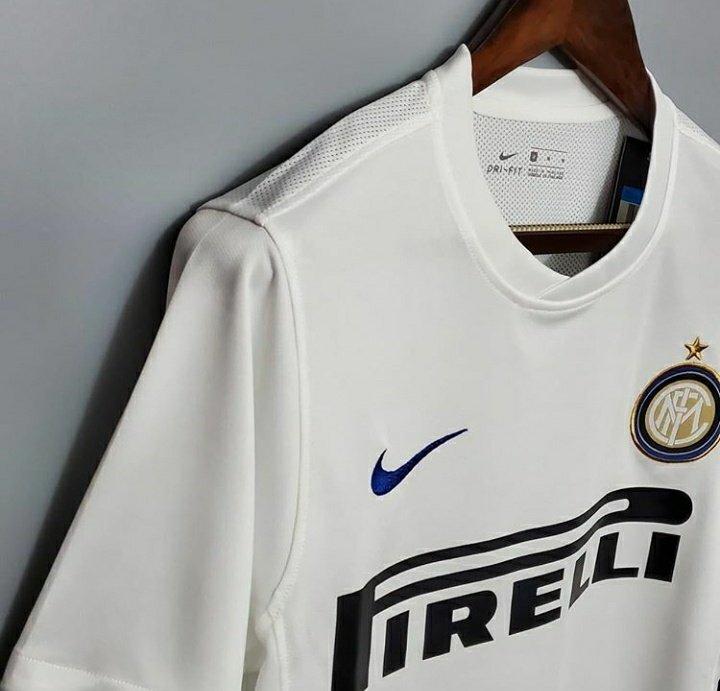 DGEMPORTES's tweet photo. CAMISA DO INTER DE MILÃO 🤩🌟✔, disponível por encomenda rapaziada na @DgEmports 🤩✔🌟🤪 https://t.co/Q9OBd1IsNu