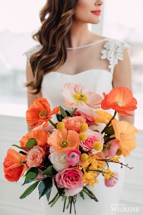 FianceeBodas's tweet photo. ¡Así son los ramos de novia en época de verano! https://t.co/CW1h8mukQw