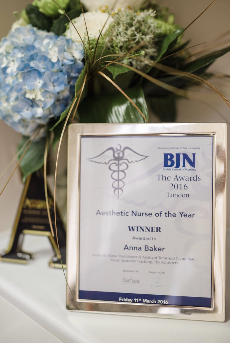 MissAnnaBaker's tweet image. #throwbackthursday to being awarded Aesthetic Nurse of The Year in 2016 🙏🏼🏆 Hope everyone’s having an inspiring week 💫