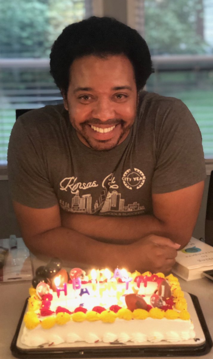 mattoateskc's tweet photo. A birthday picture and a timely update on my Rona fro. 4 months strong and dekid’s locks are looking luxurious https://t.co/hNhP8hBz32