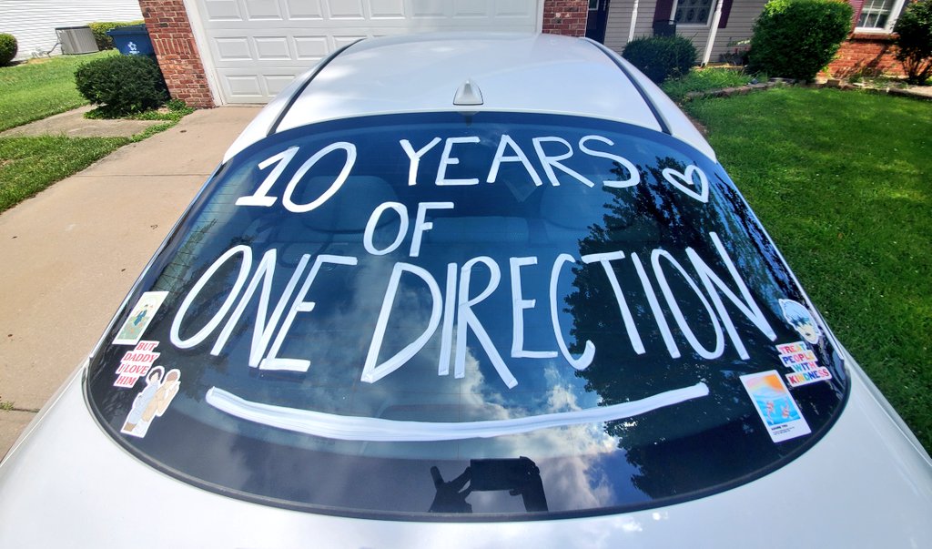 AislinnDavis's tweet image. JUST IN CASE MY NEIGHBORS DIDN'T KNOW #TenYearsOfOneDirection #OneDirection2020