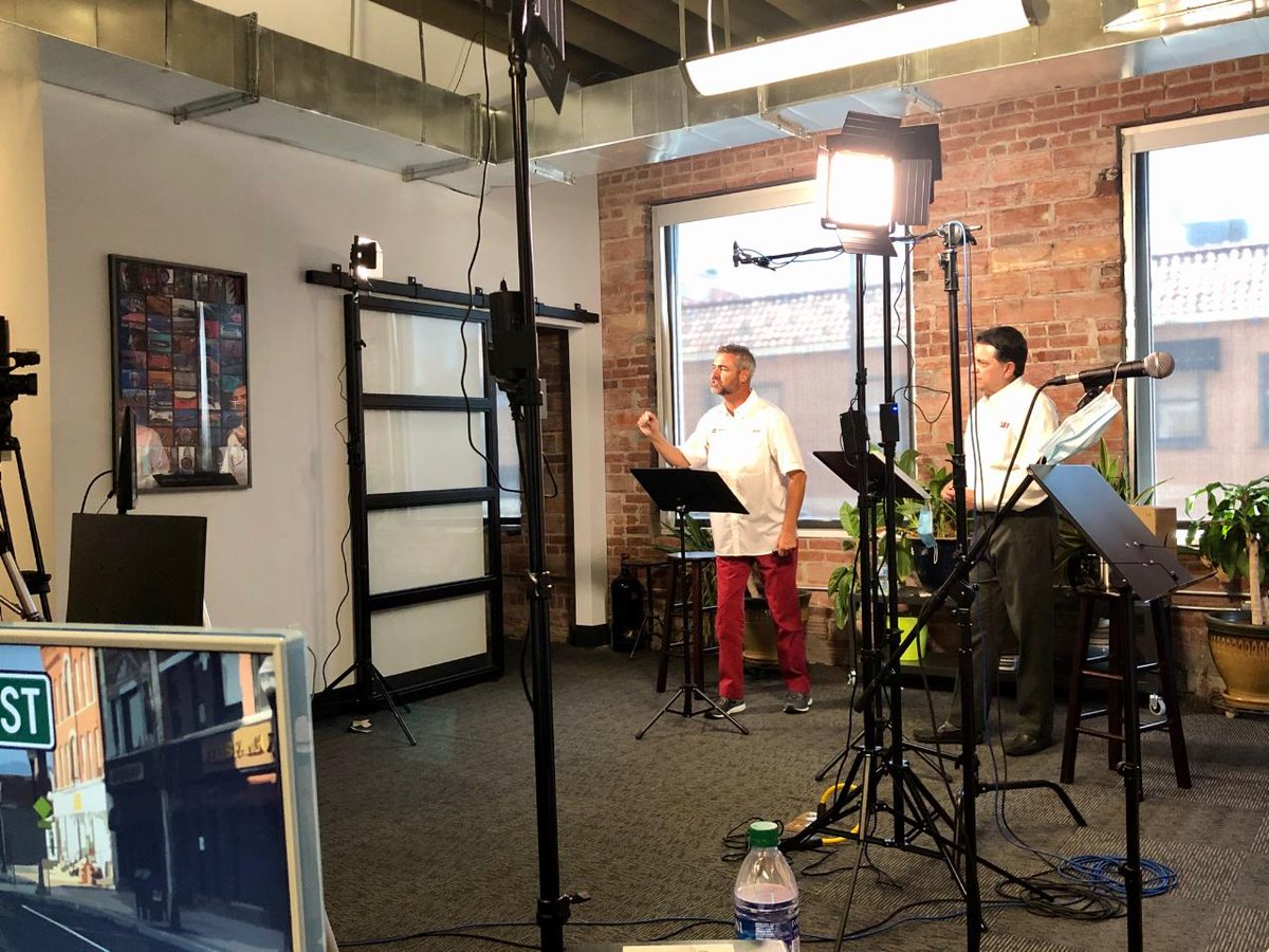 p1learning's tweet photo. Day 2 of #RisingAboveSummit is in full swing and we just had the chance to hear again from Derron and Speed on Saving Main Street. We can't wait to see the other presenters today! Are you watching? Tell us what you think!

#salestraining #swaggerinstitute #p1learning https://t.co/GxEHn8buWY
