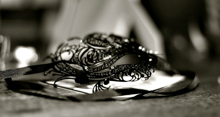 DMNManchester's tweet image. Looking to spice up your life? 🔥 Our guide on staying sexy during lockdown should do the job 👀

designmynight.com/london/blog/se…