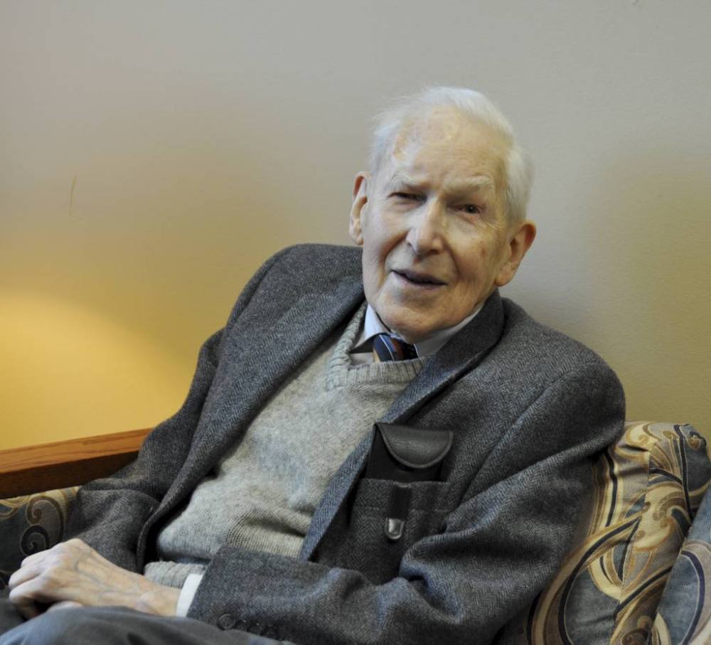 ReformandaMin's tweet image. J. I. Packer's final words to the church: "Glorify Christ in every way."

In our latest article, read about how J. I. Packer encouraged some evangelical leaders to do just that.

Read here: reformandamin.org/articles1/2020…