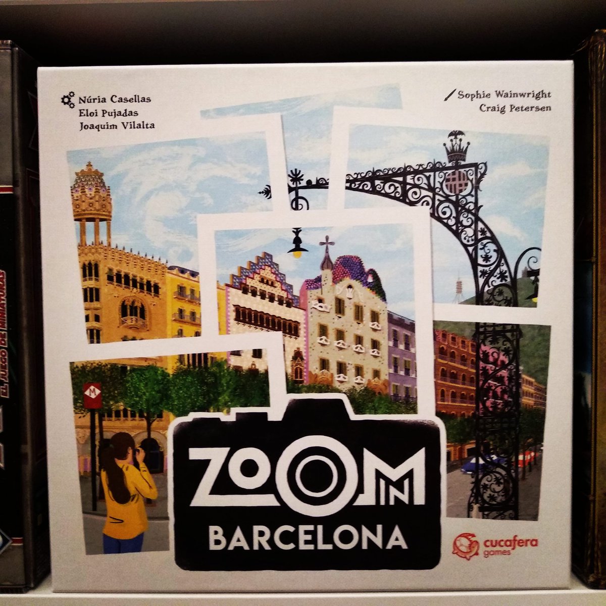juegosydados's tweet photo. Nueva incorporación a nuestra ludoteca del juego de mesa Zoom In Barcelona gracias a @cucaferagames. ¡Con muchas ganas de probarlo! https://t.co/VdFVFnmiEs