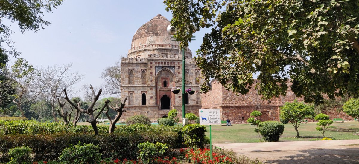 3/ I remember my stay in Delhi most for its numerous parks & city forests. And, I still cherish jogging in the iconic Lodhi Garden & Nehru Park and joyous cycling trips to its green treasures like Sanjay Van, Jahanpanah Park, Aravalli Biodiversity Park, Delhi Ridge etc.