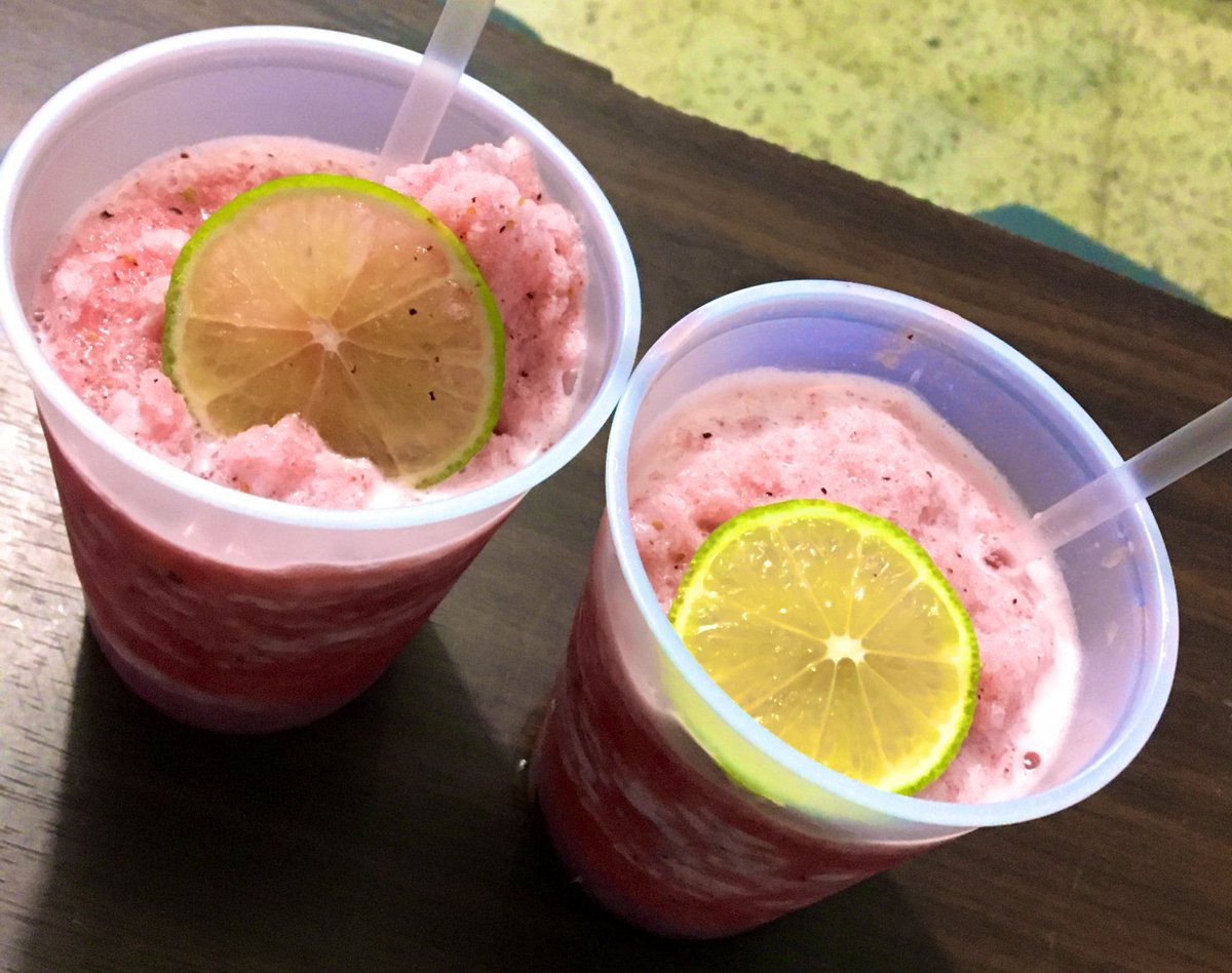LaRosaNegraPR's tweet photo. Taste very fresh!!!! My New Club have the best #megafrozen & #blueberriesproteinshake ever!!!!.... #puertorico #fitbusiness by @LaAbusadoradePR https://t.co/iQD6bPW1XN