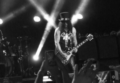 LoversSlash's tweet photo. #TBT best day of my life...thank you boss. Happy Bday @Slash, I love you!!! <3  iiii]; )' https://t.co/tfcQYGCDb1