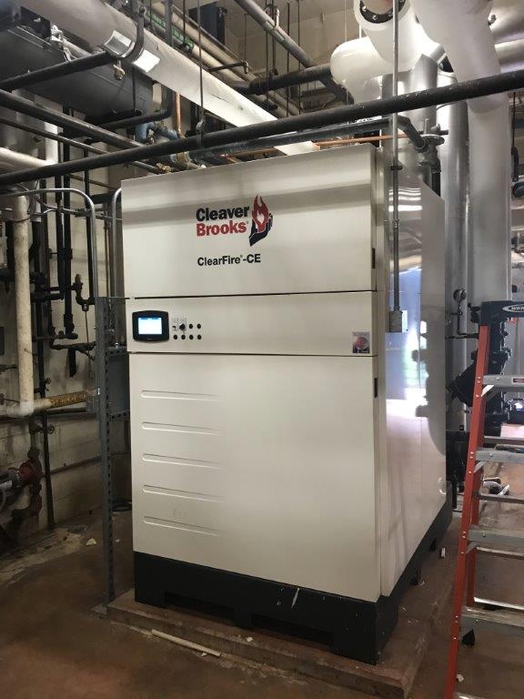 cleaverbrooks's tweet photo. The Hoosiers are running strong at Indiana University with these two new CFC-E 5000’s! Shout out to our partners at Hydronic & Steam Equipment Co., Inc.
Learn more: https://t.co/L7b6rM93nS
#cleaverbrooks #condensingboilers #firetube #boilers https://t.co/x7MI6K1KoS