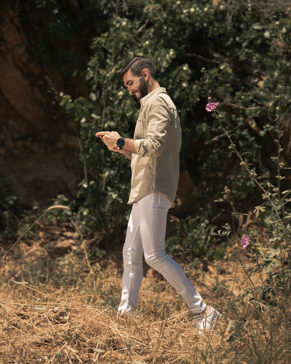 LeMall_Lb's tweet photo. Never missing a text.

Outfit: @zara
#LeMall #Walk #Nature #Texting #Friends https://t.co/TOxHOby04h