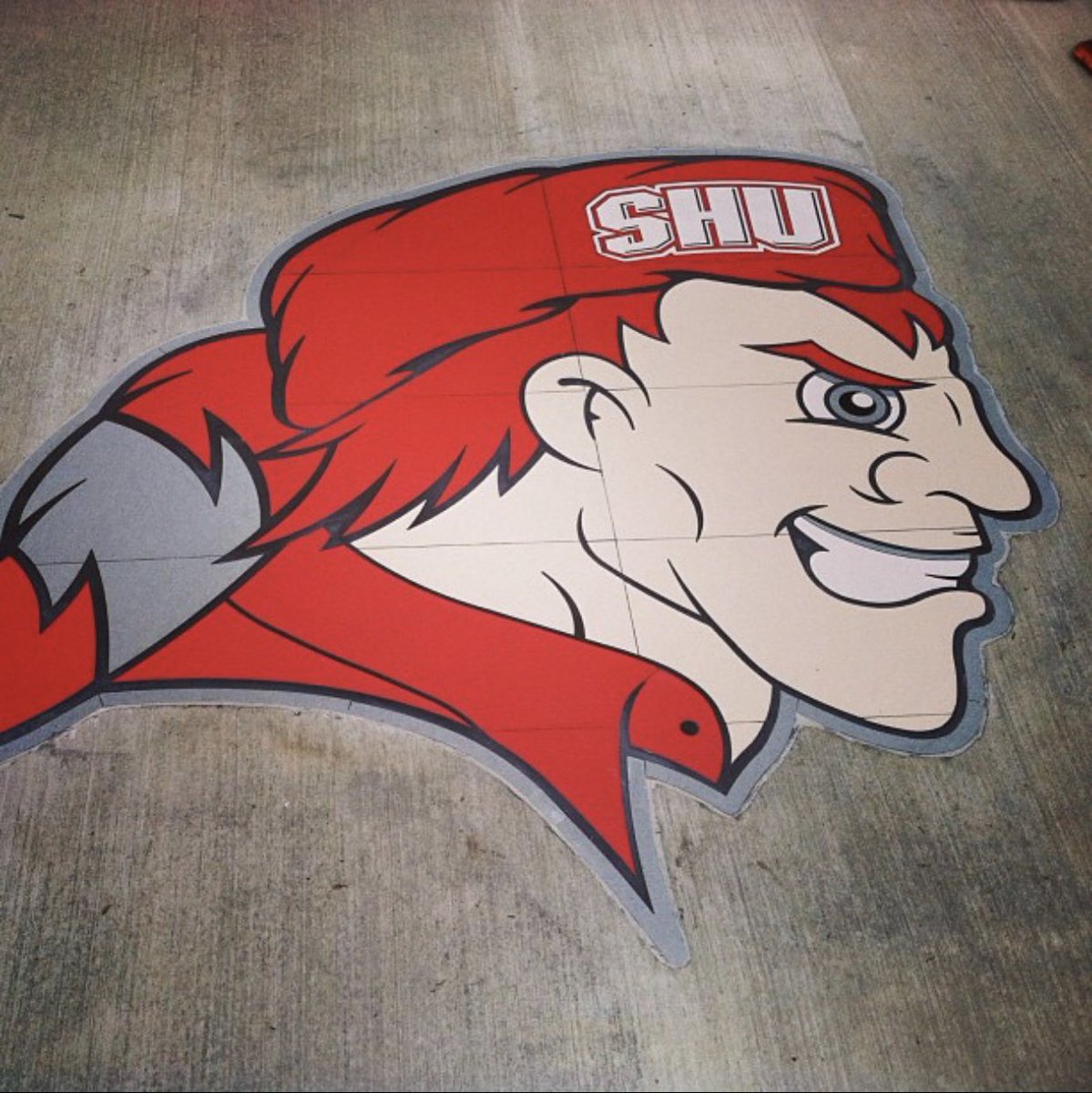 Getbuckets_4Lae's tweet photo. I Am Beyond Blessed����🏽 and Excited To Recieve Another Division 1 Offer From Sacred Heart University❤️🤍@SacredHeartWBB I am grateful for the Opportunity and Interest from the coaching staff❕Thank You @jmnetter33 @D1Scarborough 😁🚨#GoPioneers #WEARESHU https://t.co/pz1KlBDQPd