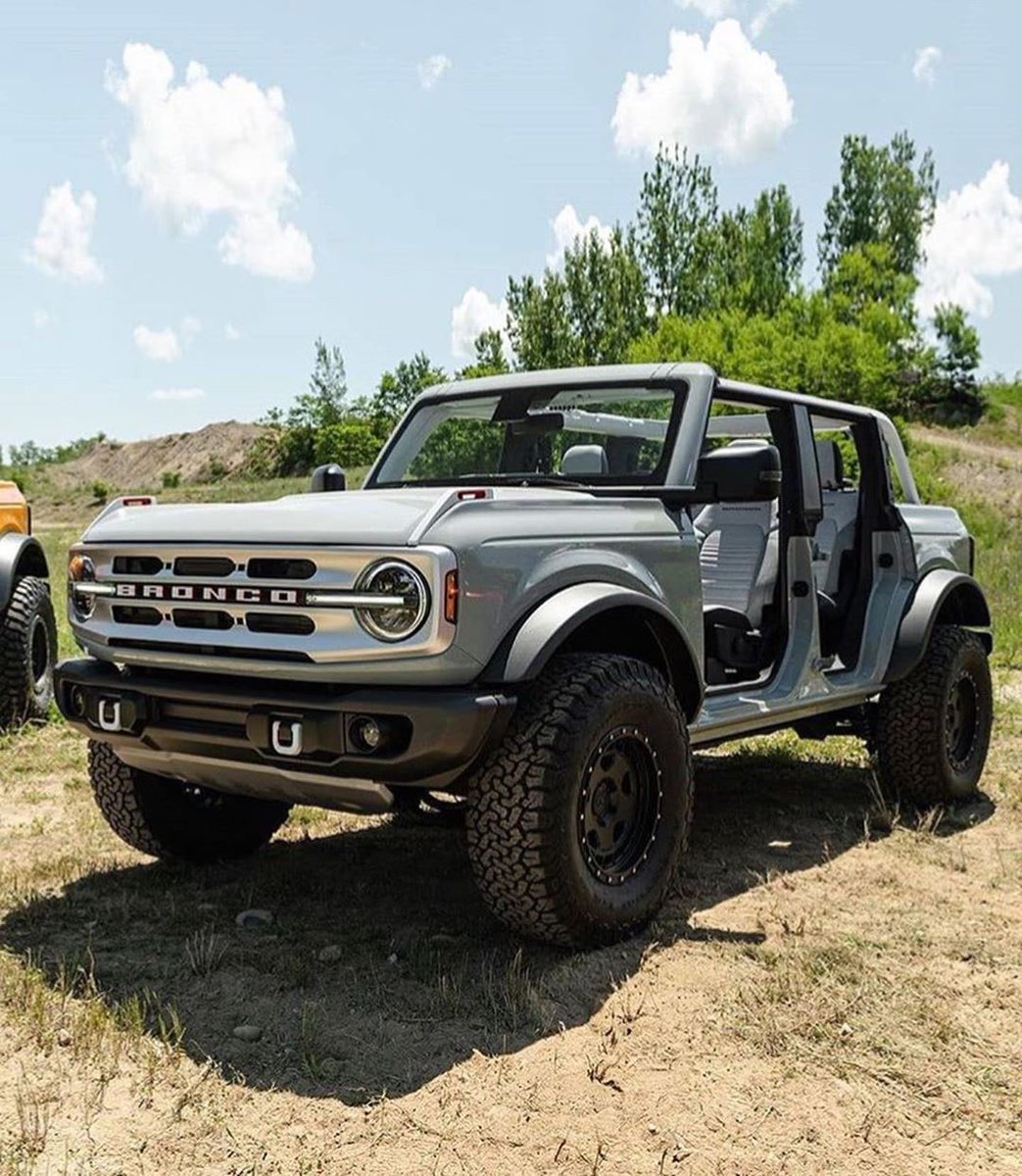 Ford Muscle tweet media