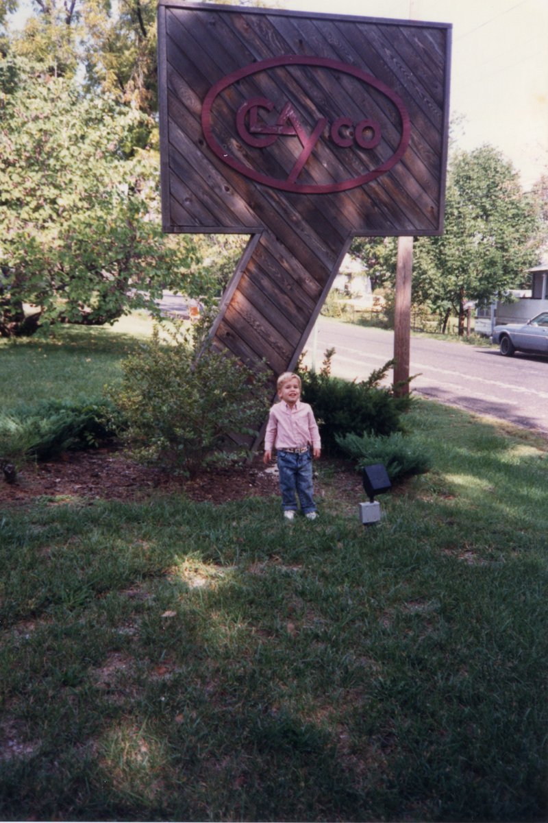 Today is Clayco’s 36th Anniversary! In that time we have grown from a small office in Hazelwood, Missouri to a company working in 45 states, Canada and Mexico. Today we employ over 2,400 team members across the nation and have reached over $3.2 billion in revenue.