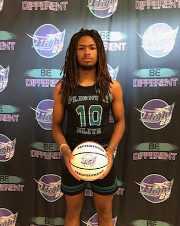 Flight22bball's tweet photo. Flight 22 Elite @NygieStroman @benniebrookss @cmillerr4 &amp; @scraappp are all receiving interest from Lander after performances in @BigShotsNation the past TWO weekends. #catchflight https://t.co/Ckf5IeBv5T