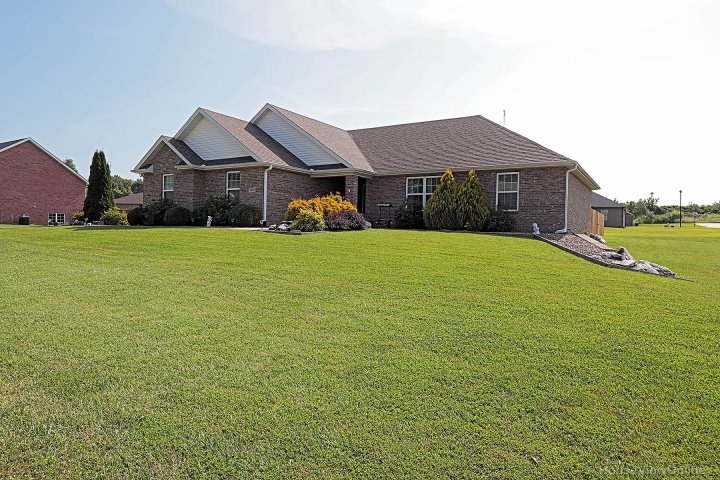 hvol's tweet photo. Single Family Home for sale at
1610 Trevino , Jackson MO
https://t.co/WbNhSIM6px
#JacksonMO #RealEstate #HomeForSale #PropertyListings #HouseViewOnline https://t.co/izkb0gdbce