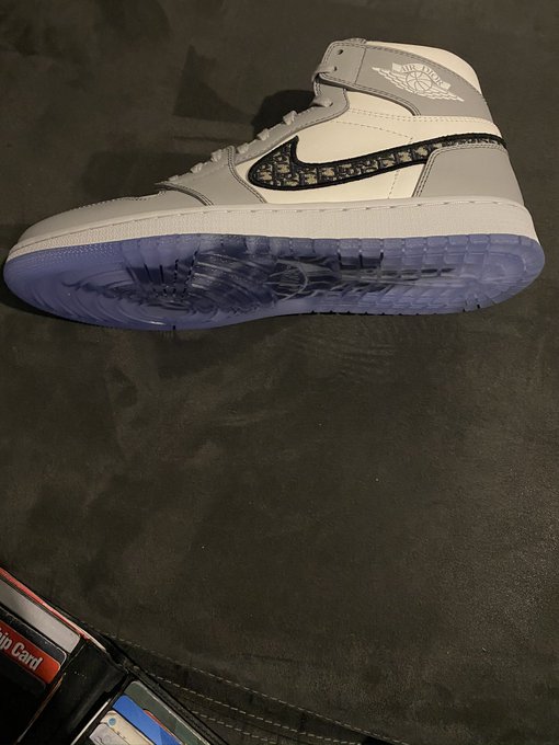 Watch Hank's leaked NSFW photo on TwXstars