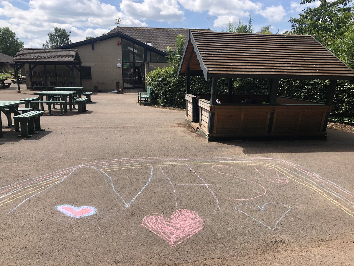 Sporting_world's tweet photo. Super hot day yesterday so the children spent a bit of time with some chalk on the playground! They are still thinking about the amazing work the NHS are doing 💙 @ChurchSvsj https://t.co/Diuk02El8T