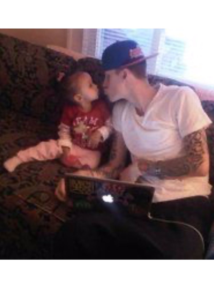 Yes this thread was inspired by these big ol balls because if they didn’t remind you of this scene ur wrong