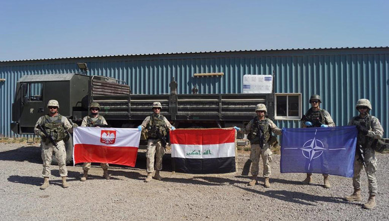 UKNATO's tweet photo. Did you know that @NATO and Allies have been playing a key role in tackling and reducing the impact of the global pandemic? This #NationalPhotoWeek 🇬🇧, here are some of ways that NATO Allies have been helping around the 🌍

#WeAreNATO #StrongerTogether https://t.co/OCW2Vr6Nz9