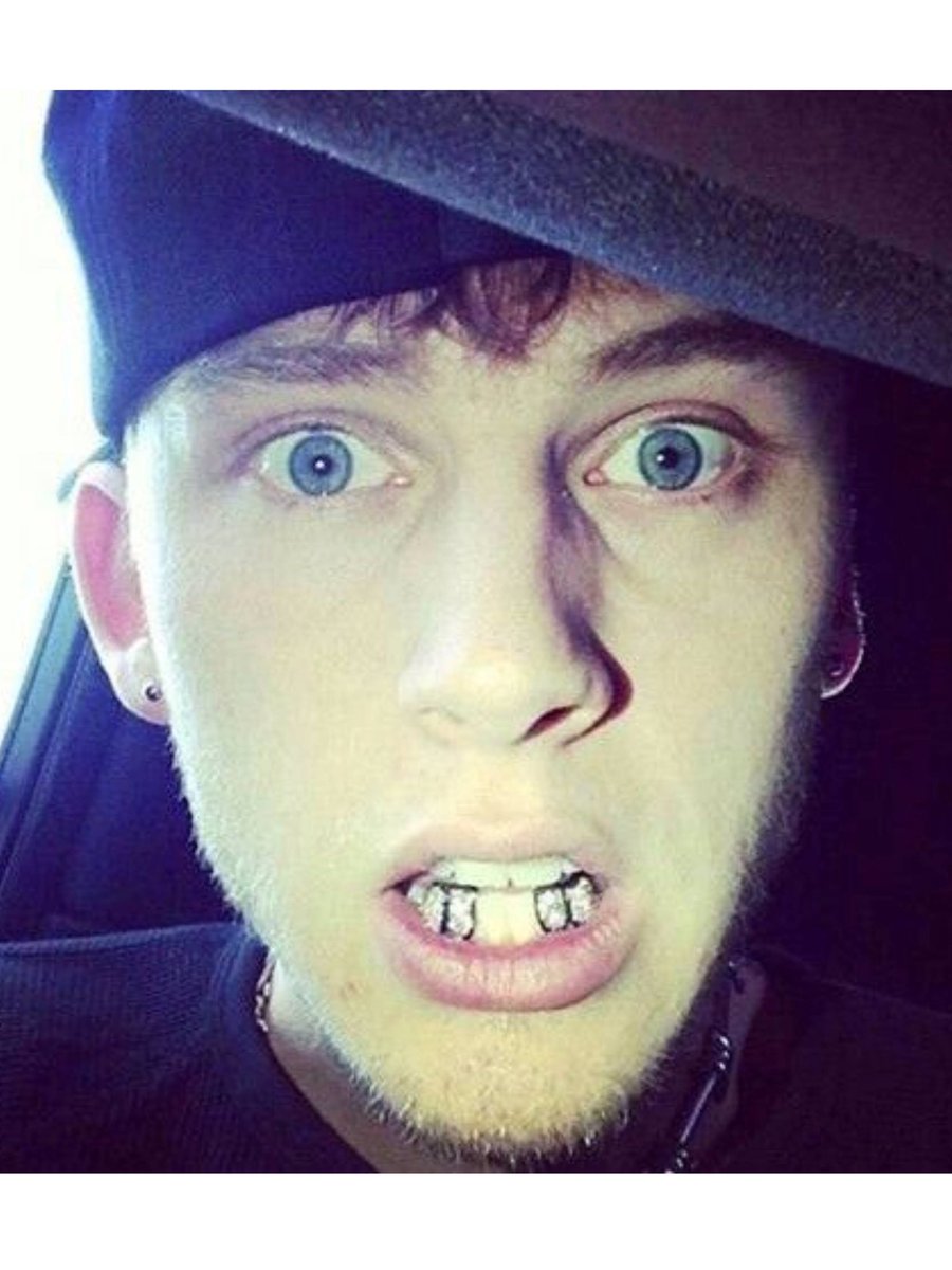 Yes this thread was inspired by these big ol balls because if they didn’t remind you of this scene ur wrong