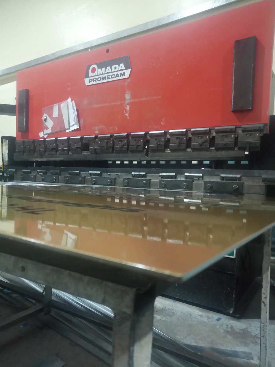 ProselLimited's tweet photo. Shiny... Very shiny...Golden... Very Golden. #cooking overnight.

#branding
#brandingKenya #YourBrandMatters 

Jayden Ruth Matete Jonah Moses Mutua Baba Mama Baby #Kenyans #Kenya #Everyone wants one https://t.co/3JA9JqWAQz