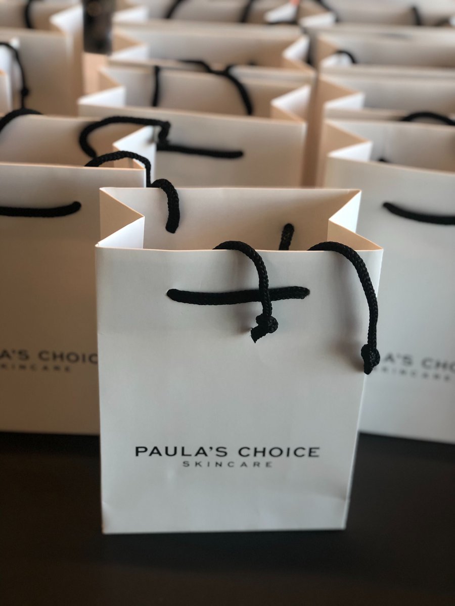 Birthday is not only about receiving gifts but giving them as well. Celebrating 25 years of Paula's Choice with their special delivery!

#partnership