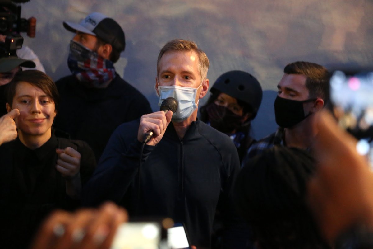 ann_neona's tweet photo. ☝🏽"I am pleased to share that both of those resolutions were adopted unanimously by City Council."
“The reason I am here tonight is to stand with you,” “If they’re launching the tear gas against you, they’re launching the tear gas against me.”
GO @tedwheeler
#DHSterrorism https://t.co/y7AZyKWgMh