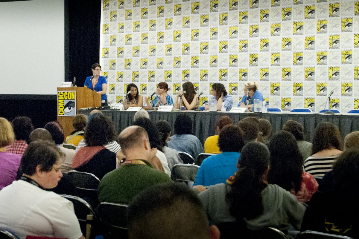 For 2012, I was lucky to be joined by  @CyberBird to help photograph, surprise interview with  @NathanFillion with the Avenger Bunnies, and another amazing Women of Marvel Panel.