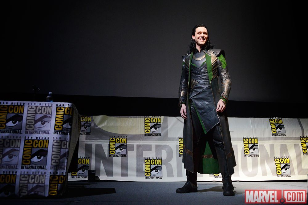 Also, by 2013, the con was truly ramping up to 150% with Loki coming to Hall H, first  @AgentsofSHIELD's panel & signing, plus we met Teen Wolf?!