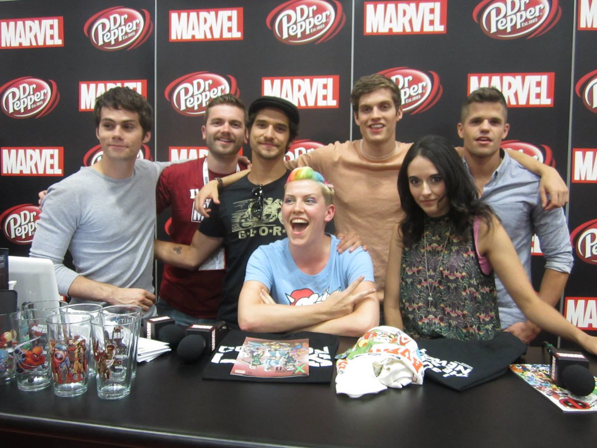 Also, by 2013, the con was truly ramping up to 150% with Loki coming to Hall H, first  @AgentsofSHIELD's panel & signing, plus we met Teen Wolf?!